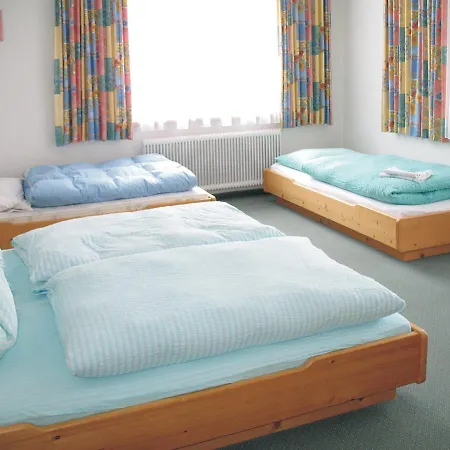 Haus Strolz 190W Апартаменты Санкт-Антон-ам-Арльберг